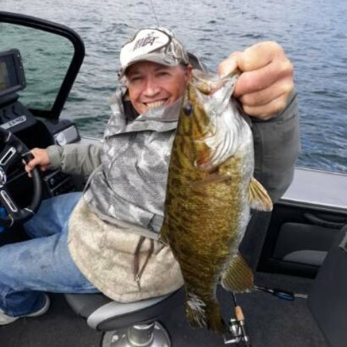 https://lakegenevafishing.com/wp-content/uploads/2021/04/Lake-Geneva-Fishing75-500x500.jpg